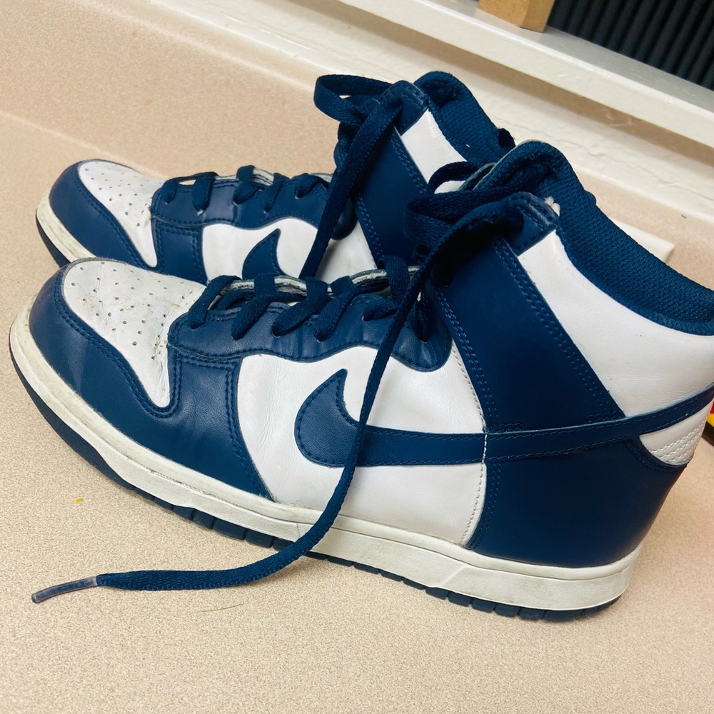 Gently Used - Navy Blue Dunk Highs - 6.5 Youth to 8 Women’s